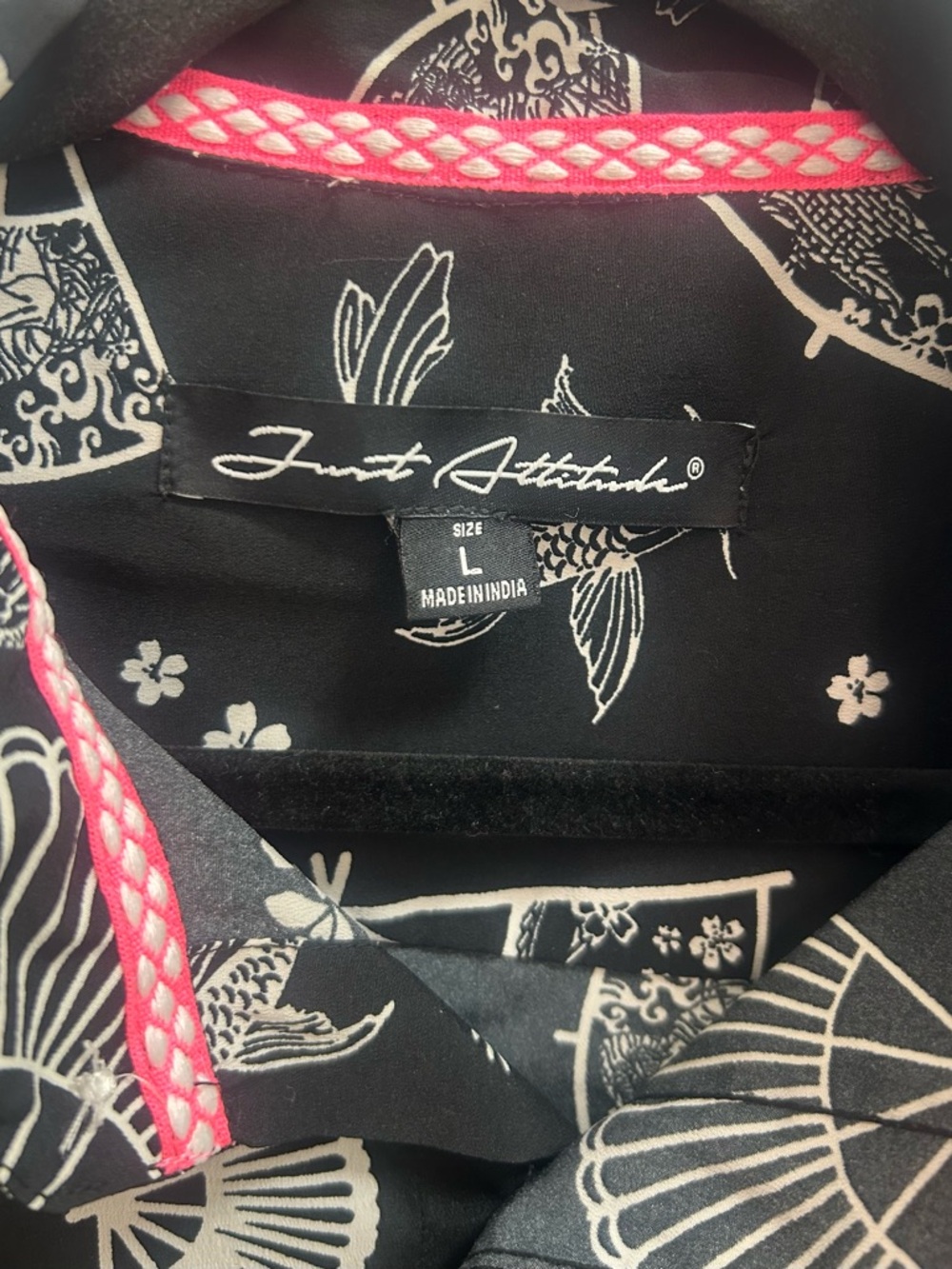 Just Attitude Black Short-Sleeve Button Shirt With White Fan & Koi Fish View 3